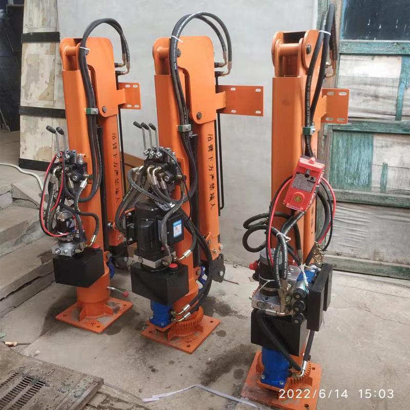 大城乡重汽蓝牌随车吊 3.2吨 国六动力强 液压驱动 农用自卸起重机